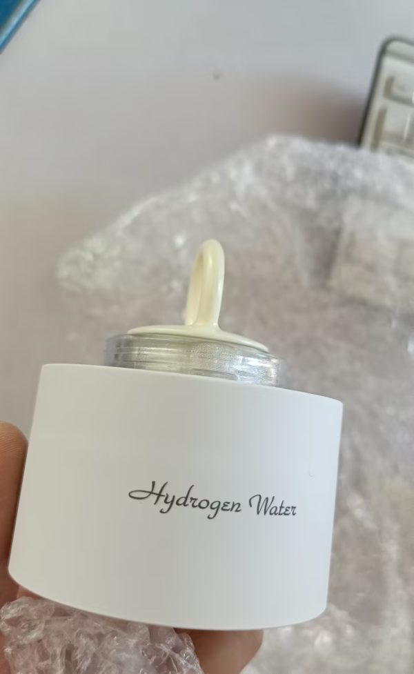 Ionic water. Hydrogen And Oxygen Separation Water Element Ionic